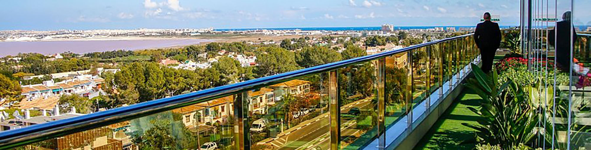 Los Balcones