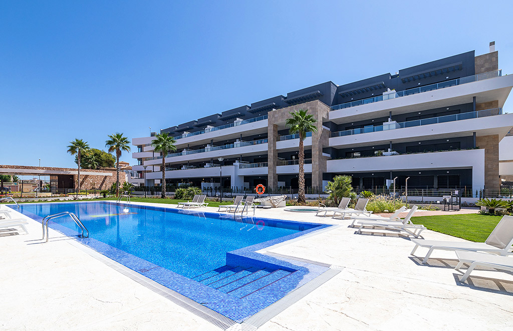 Apartment with 3 bedrooms and private garden in Playa Flamenca, Orihuela Costa
