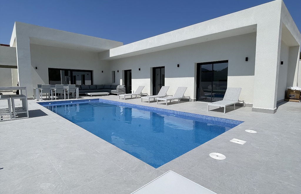 Modern villa on one level with private pool in La Romana