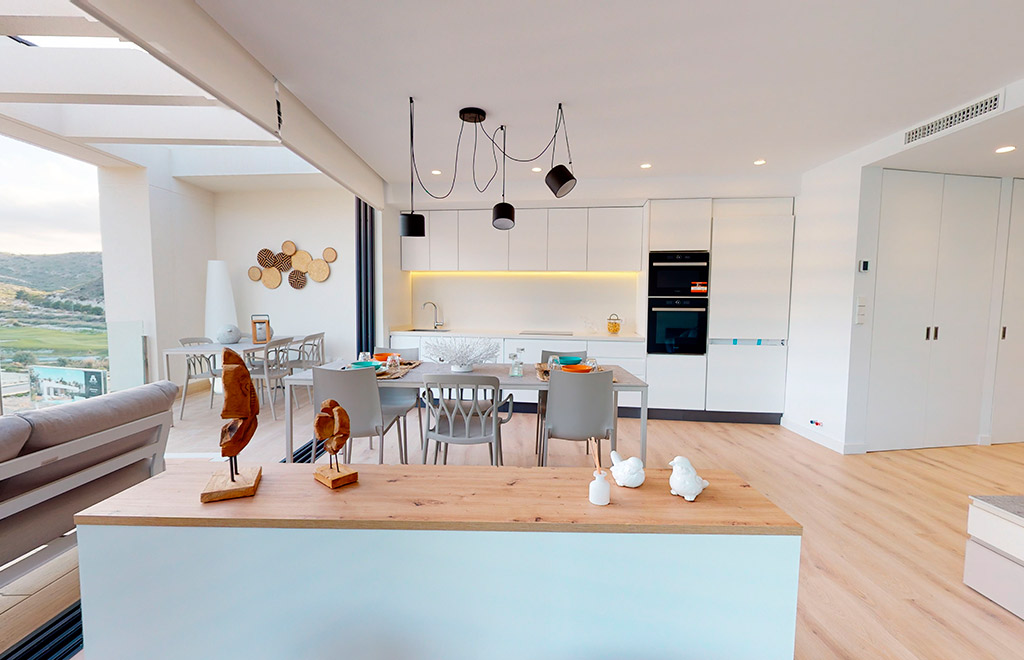 Ground floor apartment with golf course views in Font del Llop