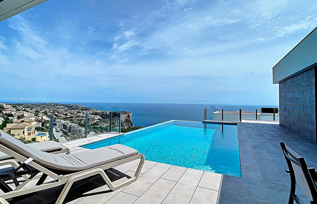 Modern designer villa on a large plot with sea views in Benitachell