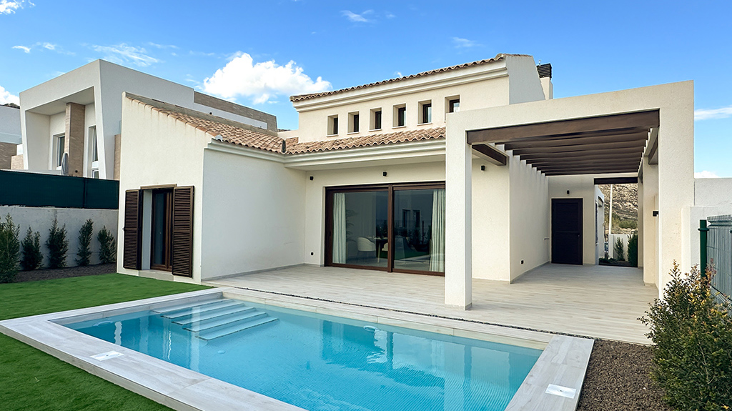 Chalet en una planta con piscina privada en la Finca Golf