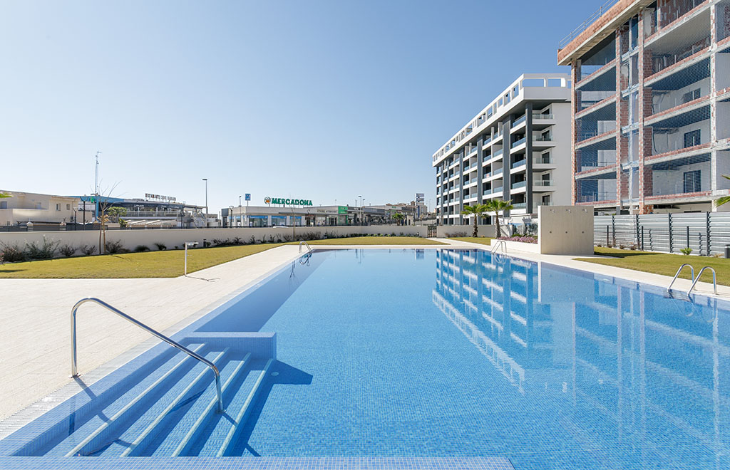 Apartment with large terrace, 800m from the beach in La Mata, Torrevieja