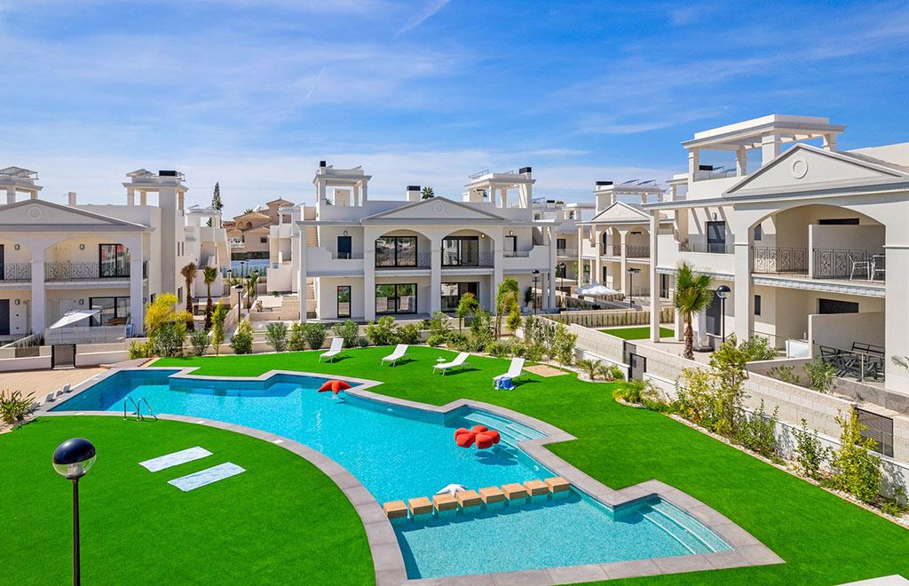 Apartments with 3 bedrooms and private garden in Ciudad Quesada