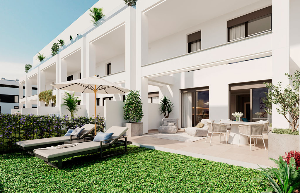 Apartment on two floors with private garden and basement in Cancelada, Estepona