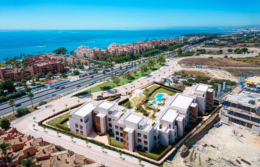 Apartamento con gran jardín privado en Estepona