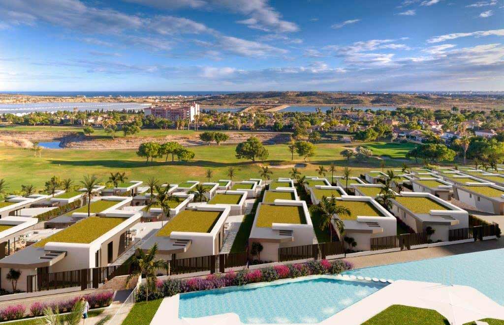 Penthouses with a spacious terrace and panoramic views in Bonalba Golf