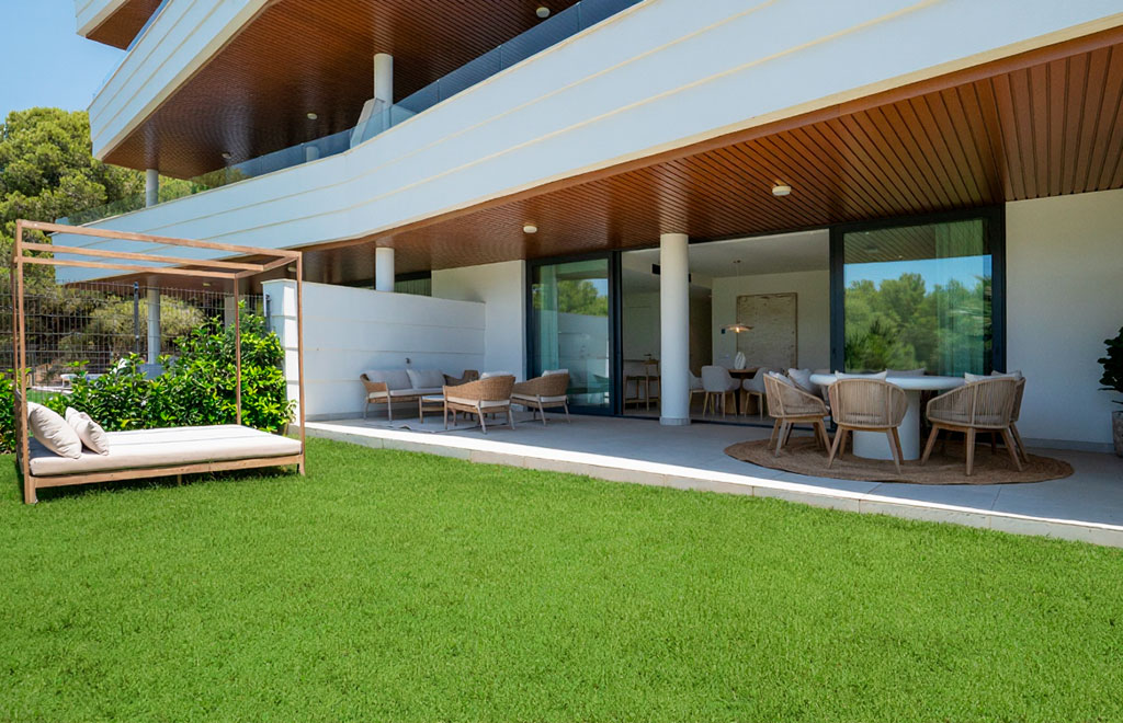 Exclusivo apartamento con jardín privado cerca de Fuengirola