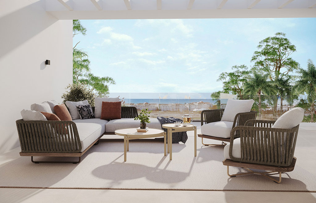 Ático de 3 dormitorios con solárium privado a 400m de la playa en Estepona