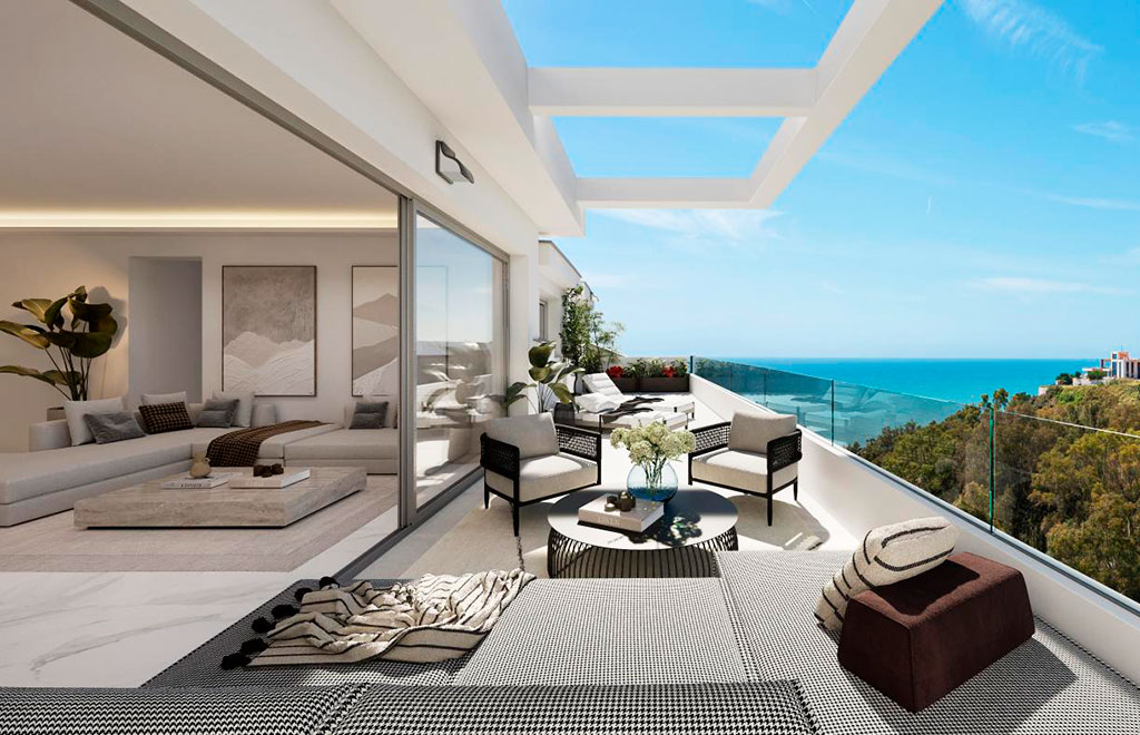 Exclusive penthouse with 3 bedrooms, 300m from the beach in Benalmádena