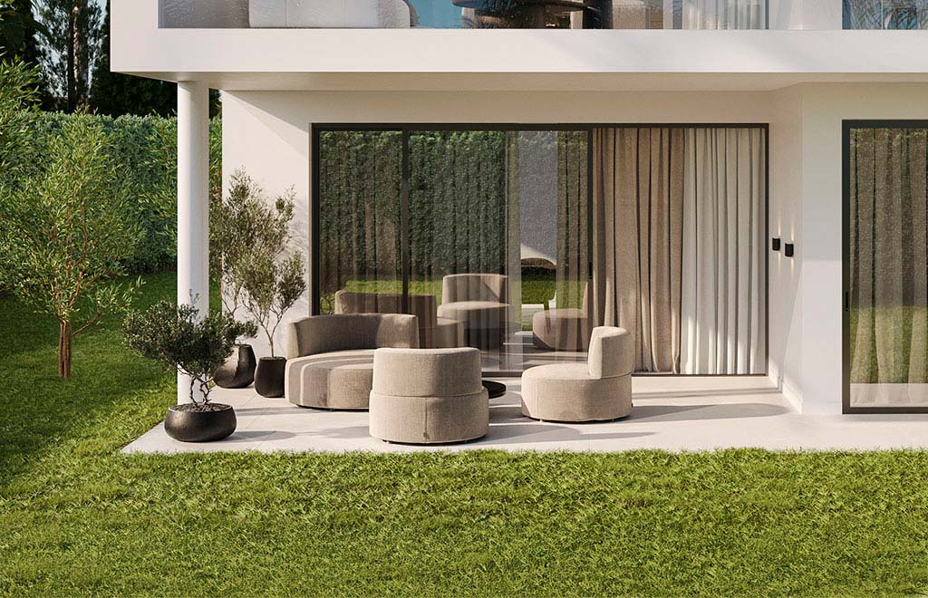 Apartamento de 3 dormitorios con jardín privado cerca del golf en Estepona