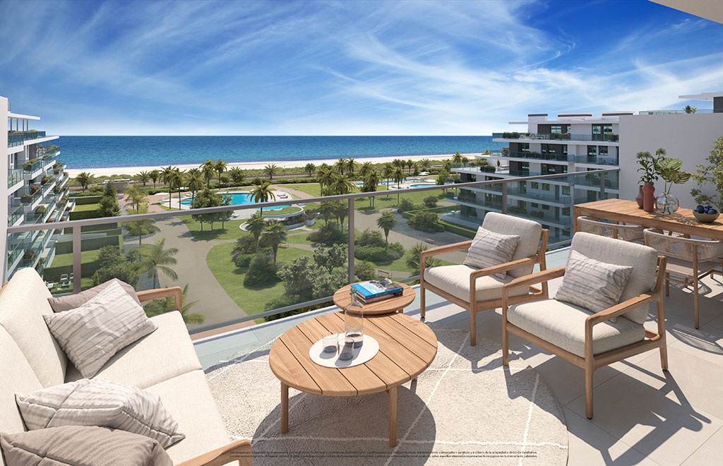 Beachfront apartments with 3 bedrooms and sea views in Almerimar (Almería)