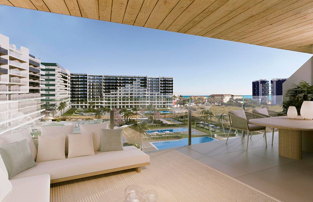 Spacious apartments with 3 bedrooms and a terrace in Punta Prima