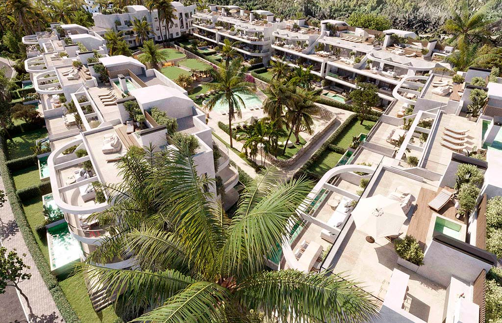 Penthouse in Estepona with 4 bedrooms, rooftop terrace and private pool
