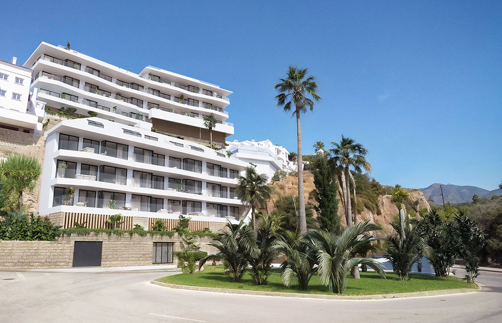 Ground-floor apartment in Fuengirola with 3 bedrooms and terrace