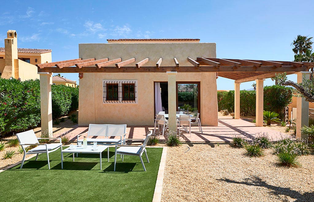 3-bedroom villa in Palomares with private garden and community pool