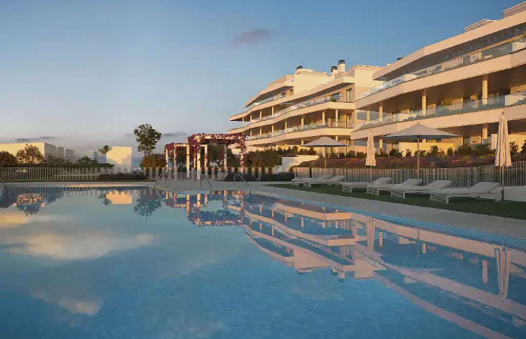Ground-floor apartment with 2 bedrooms and garden in Estepona