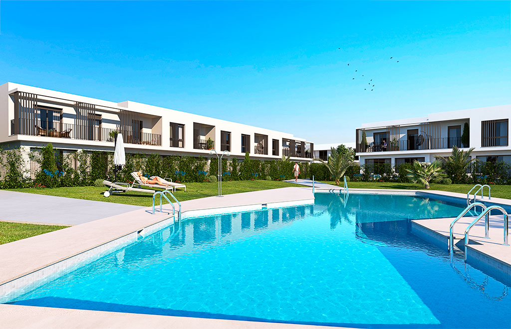Frontline golf corner terraced villa on three floors with spacious terraces and private garden in San Roque