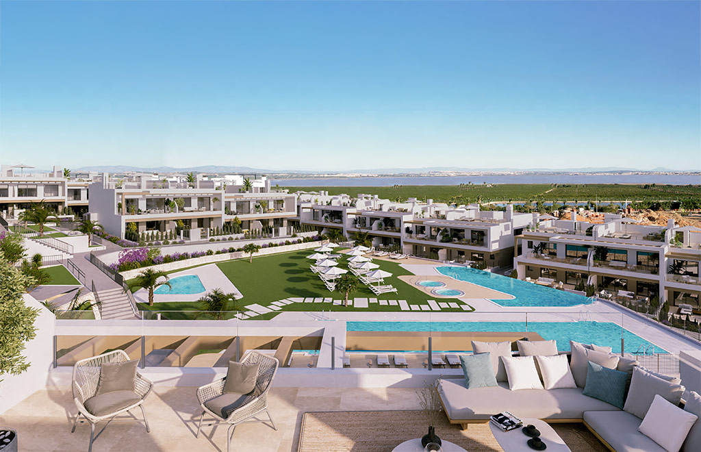 Apartment with 2 bedrooms and solarium with panoramic views in Los Balcones