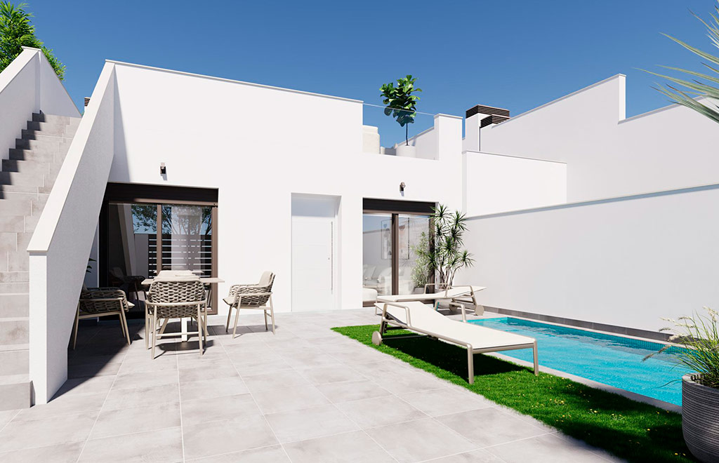 Corner terraced villas on one level with 2 bedrooms and private pool in Torre Pacheco