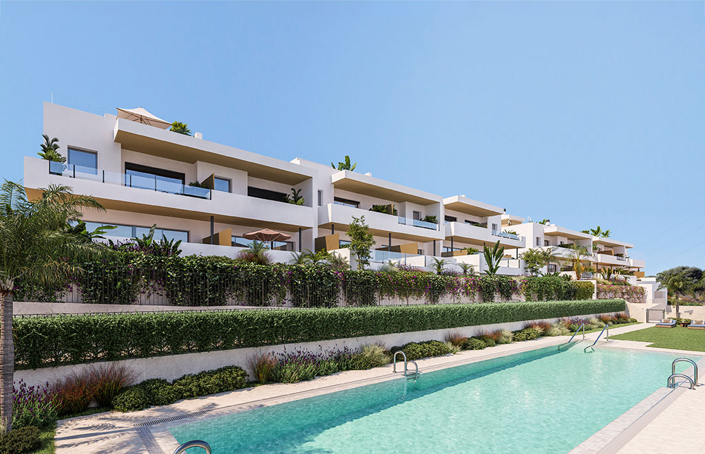 Terraced villas with 3 bedrooms and spacious terrace, close to the golf course in Estepona