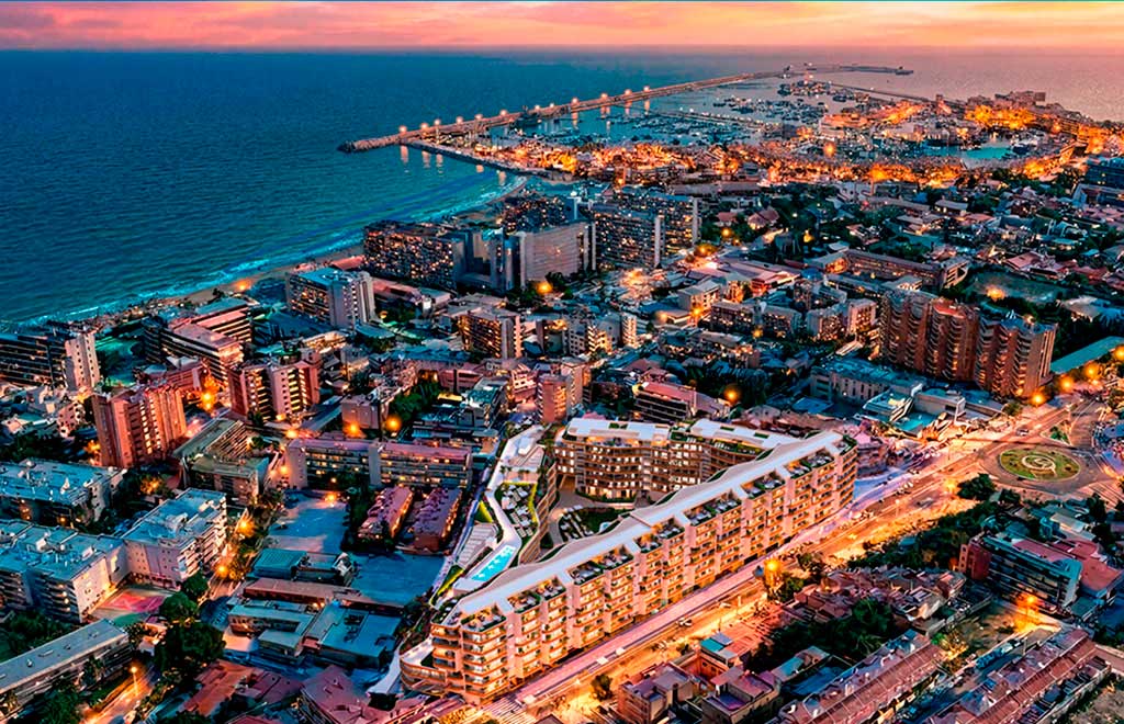 Apartments with 3 bedrooms, walking distance to the beach in Torremolinos