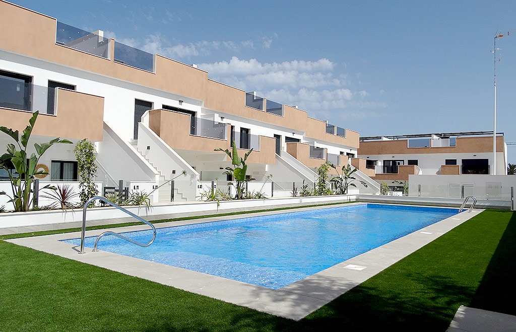 Apartment with 2 bedrooms in Pilar de la Horadada with large terrace
