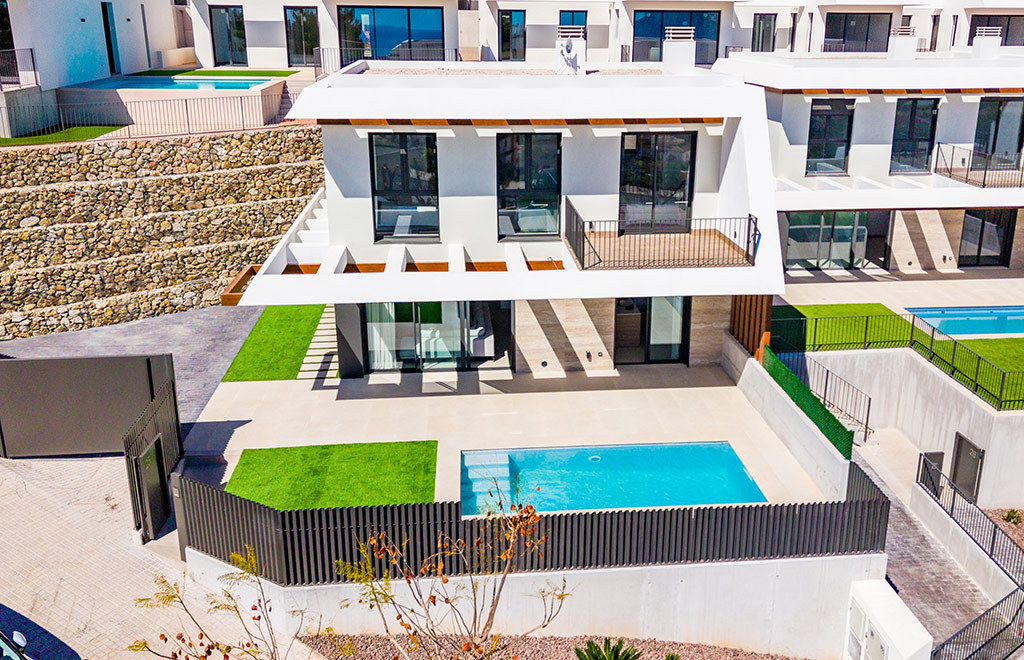 Modern villa with 3 bedrooms and spectacular sea views in Polop