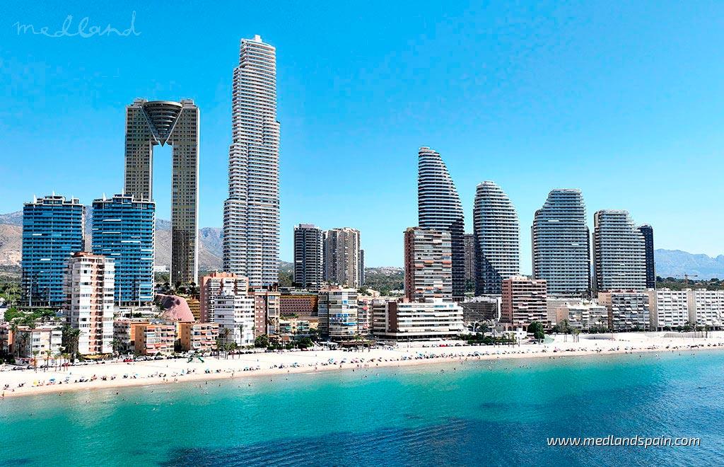 Apartments with a spacious terrace in San Miguel de Salinas