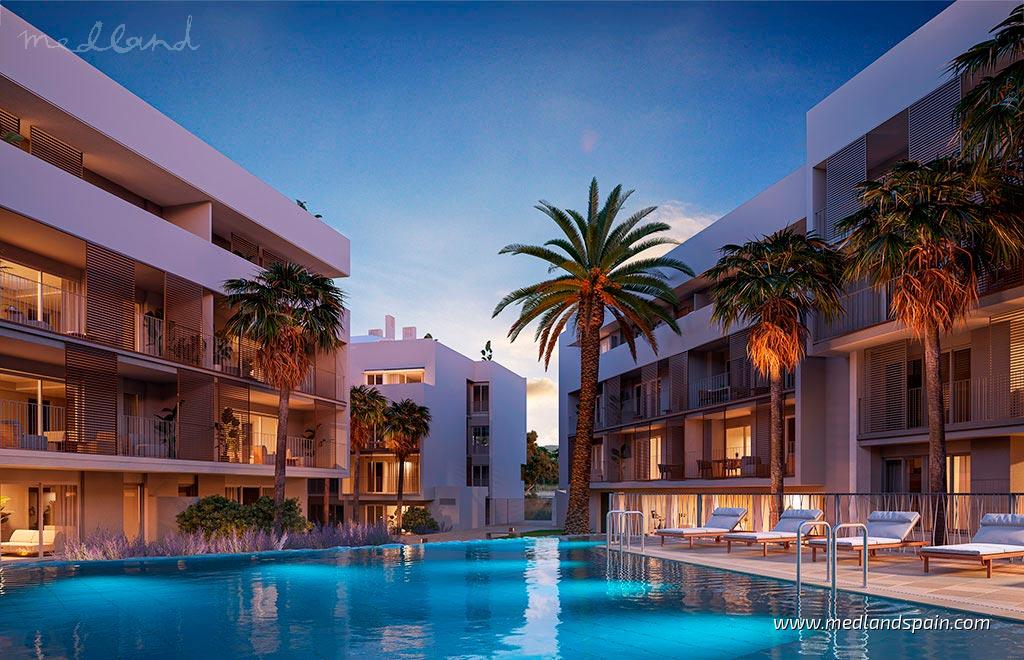 Beachfront apartment in La Manga with sea views